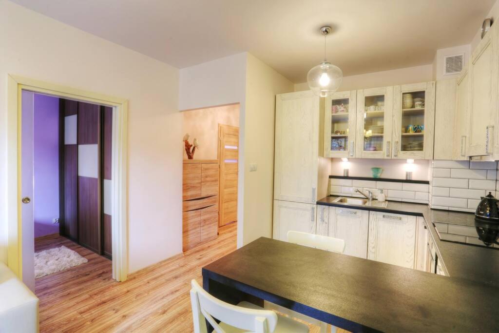 Ekskluzywny Apartament W Centrum Z Balkonem I Parkingiem Kraków Zewnętrze zdjęcie