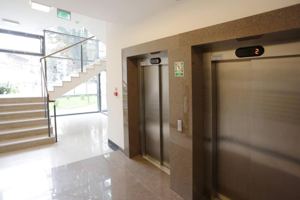 Ekskluzywny Apartament W Centrum Z Balkonem I Parkingiem Kraków Zewnętrze zdjęcie